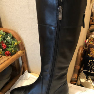 MDDE KAORI ブーツ黒２３cm✨美品の画像