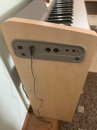 電子ピアノ