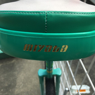 JB0042 美品 MIYATA24インチ一輪車　　FLAMINGOの画像