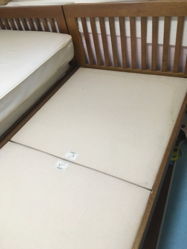 日程調整中　無印良品　シングルベッド　２台　引き出し付き