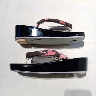新品箱入り　草履　女性用　22.5～24cm　Mサイズ　ぞうり　下駄の画像