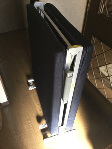 ニトリ　折りたたみシングルベッド