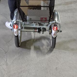 電動３輪自転車の画像