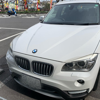 BMW X1 20i ホワイトの画像