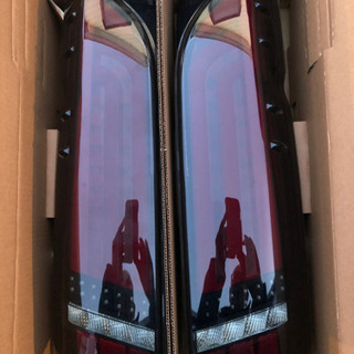 ハイエース用MTS M-techno EURO LED TAILLANP REVO中古品 ハイエース用MTS M-techno EURO LED TAILLANP REVO中古品