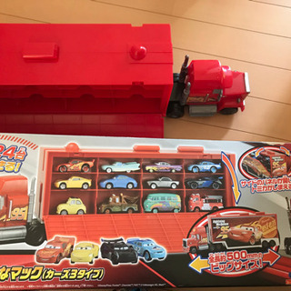 お取引中 カーズ マック トミカが沢山入ります。