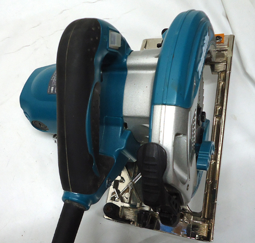 makita マキタ 電気マルノコ 5637BA 165mm 2014年製 ライト付き 丸のこ 札幌 アウトレットモノハウス平岸店