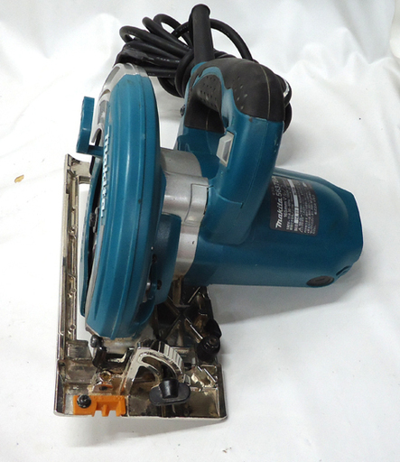makita マキタ 電気マルノコ 5637BA 165mm 2014年製 ライト付き 丸のこ 札幌 アウトレットモノハウス平岸店