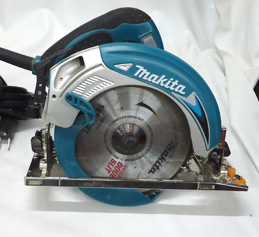 makita マキタ 電気マルノコ 5637BA 165mm 2014年製 ライト付き 丸のこ 札幌 アウトレットモノハウス平岸店