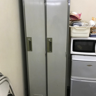 限定出品 ロッカー 難ありオフィス家具出品してます