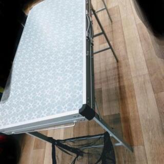 キャンプ❗️COLEMANファミリーテーブル❗️❗️の画像