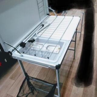 キャンプ❗️COLEMANファミリーテーブル❗️❗️の画像