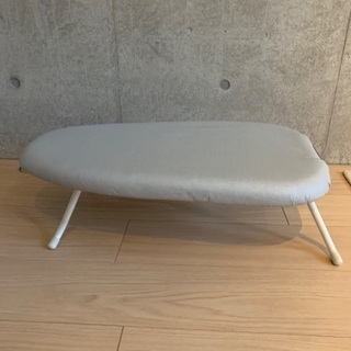 【ニトリ】フック付きアイロン台の画像