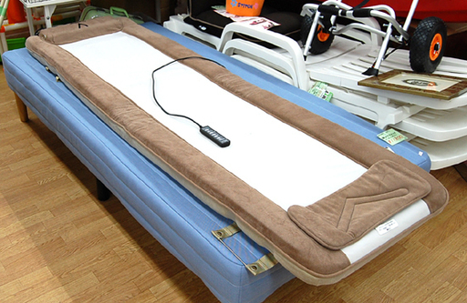 フランスベッド インフラツボヘルサーV型 マッサージ ロイヤルコスモ 全身 指圧 ヒーター・バイブ付き リラックス ☆ PayPay(ペイペイ)決済可能 ☆ 札幌市 清田区 平岡