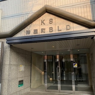九州・福岡のハウスクリーニング屋　レンクリです。全国ほとんどの地区でご提供しています。花粉対策にも有効な給気口やエアコン用のフィルターもあります。空気もお部屋もキレイに − 福岡県