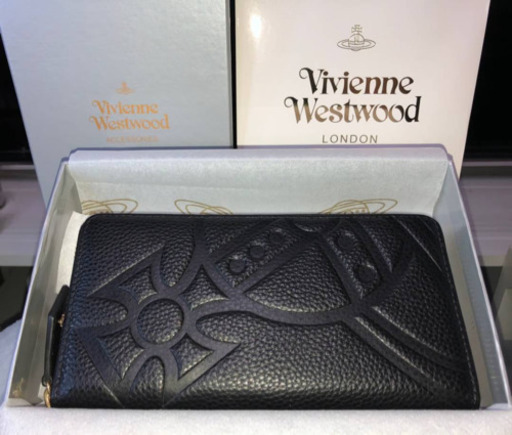 2/25まで　ヴィヴィアン　おしゃれ長財布