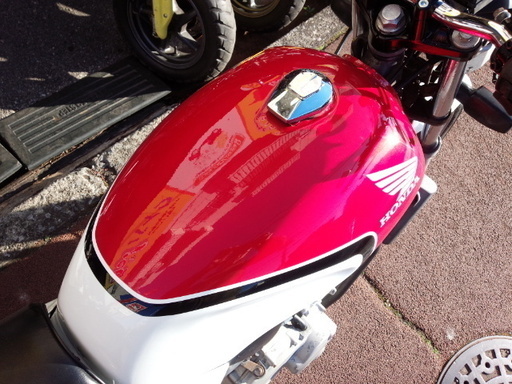 NO.3131　ジェイド（ＪＡＤＥ）　水冷４サイクル１６バルブ４気筒２５０ｃｃ　ＣＢＸカラー　☆彡