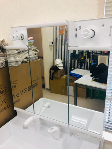 未使用洗面化粧台