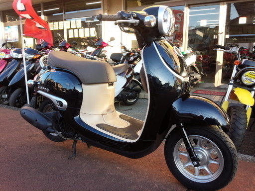 NO.3134　ジョルノ （ＧＩＯＲＮＯ）水冷４サイクルエンジン　フューエルインジェクション　シガーソケット電源　ブラック　☆彡