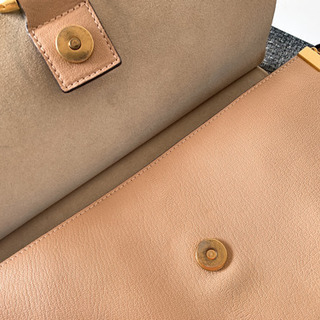【極美品】Chloe 「faye」スモールバッグの画像