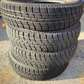 激安！オートバックス スタッドレスタイヤ 145/80R13 17年製の画像