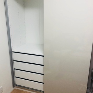 【引越しの為無料】IKEA クローゼットの画像