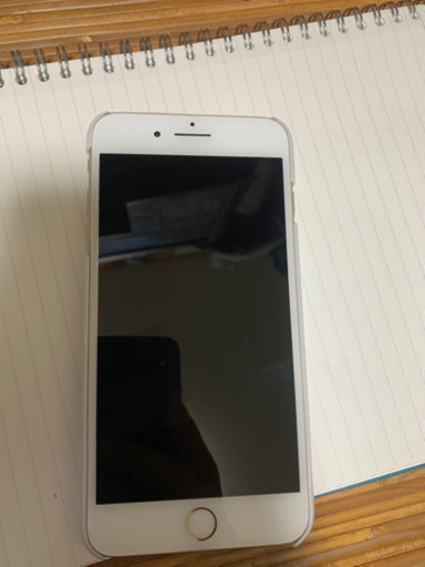 最終値下げ！　iPhone 7+128G au シムフリー化無し　