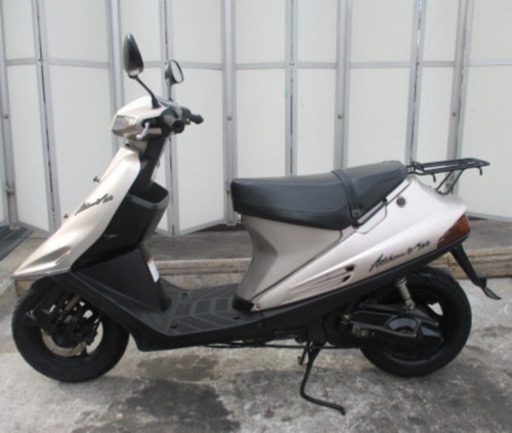 アドレスv100  低走行　5900km(お問い合わせ多数の為早い者勝ちです)