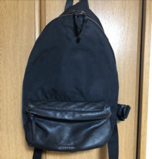 GIVENCHY  バックパック　リュック　①