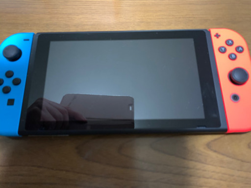 任天堂スイッチ　中古品　超美品です値下げ相談可