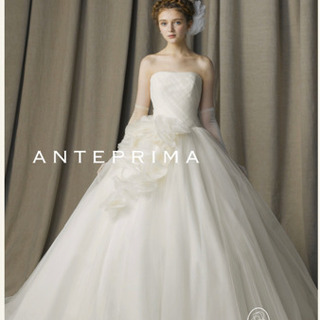 ウェディングドレス