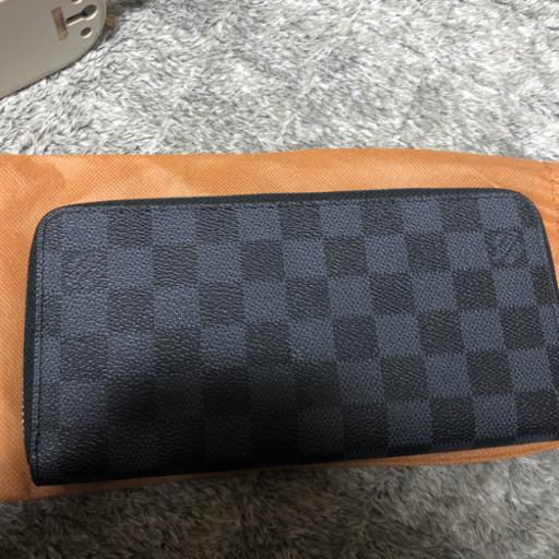 長財布　LOUIS VUITTON