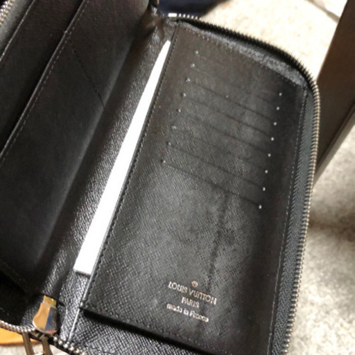 長財布　LOUIS VUITTON