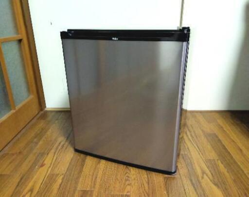 1ドア小型冷蔵庫 キレイです。