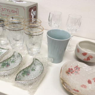 【有田焼の湯呑、美濃焼のお椀やお皿など有り！！】未使用食器の雑多セットの画像