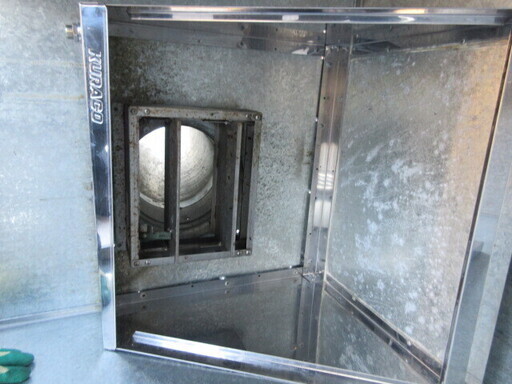 ☆中古品 業務用 厨房用品 レンジフード （約）横1800×高さ890×奥行700㎜＆片吸込形シロッコファン BF-21S3 100V