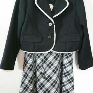 ワンピースとジャケットです