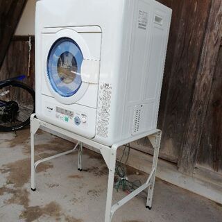 再度値下げしました　ナショナル除湿型電気衣類乾燥機　2000年12月製造の画像