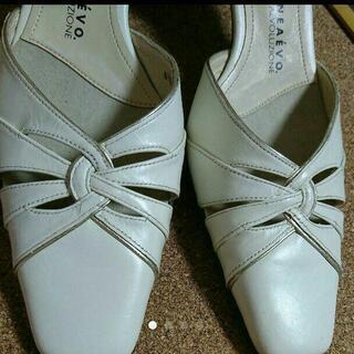 新品❤️本革 セパレートパンプス 走れる機能パンプス❤️素敵なデザインと履きやすさ♪の画像