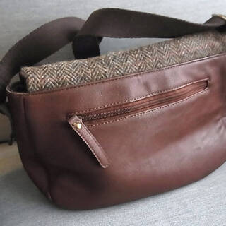 未使用　ハリスツィード　しまむら　ショルダーバッグの画像