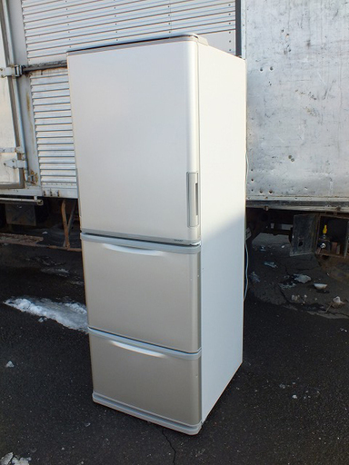 【苫小牧バナナ】2018年製 シャープ/SHARP 350L冷蔵庫 左右開き どっちもドア SJ-W352D-N シルバー系 ファミリー向け 清掃済み