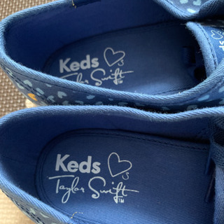 Keds テイラースイフトモデルの画像