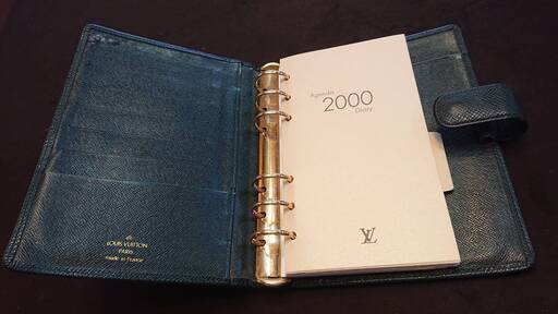★値下／再出品★ルイヴィトン■システム手帳カバー【中古】LOUIS VUITTON　アジェンダMM　タイガ　レザー（カラー：エピセア）