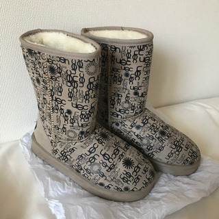 ムートンブーツ