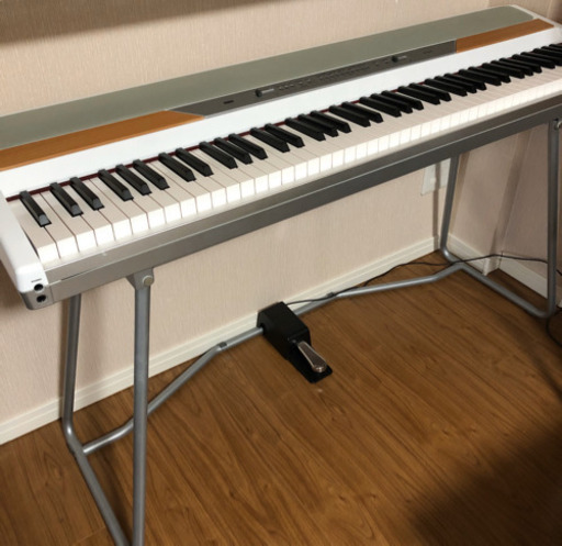 KORG SP 250 88鍵 キーボード ピアノ ホワイトシルバー 付属品付き