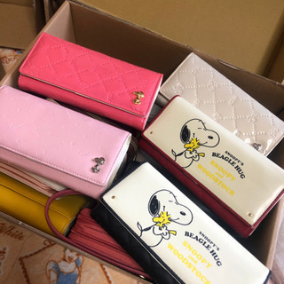 ☆訳あり新品☆ 1個800円　スヌーピー財布 レディース財布入荷...