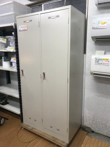 【リサイクルサービス八光　田上店　配達・設置OK】2人用 スチールロッカー 鍵付き 