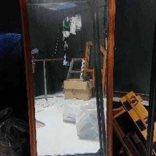壁掛け式鏡