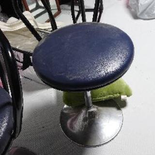 回転椅子
