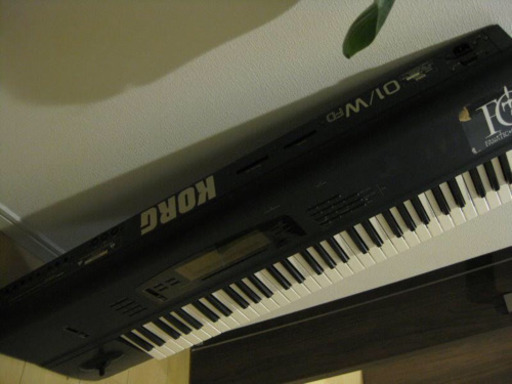 値下げ！　KORG シンセサイザー名機 01/WFD 動作品　手渡しのみ